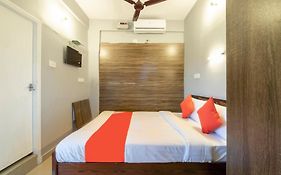Hotel O Gold Inn Grey
